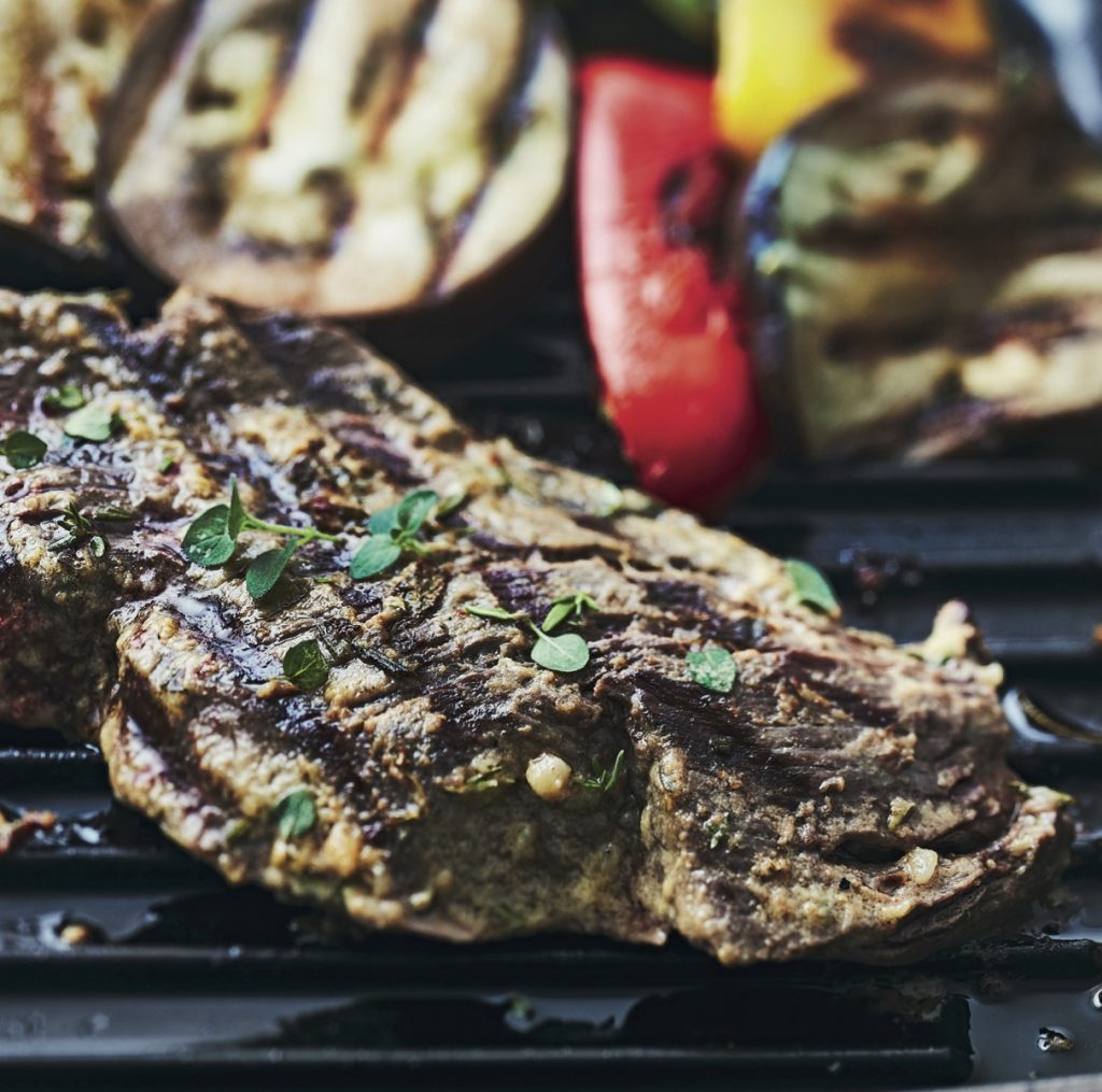 L’image actuelle n’a pas de texte alternatif. Le nom du fichier est : bavette-grillee-aux-herbes-livre-ppee-e1499949952171.jpg