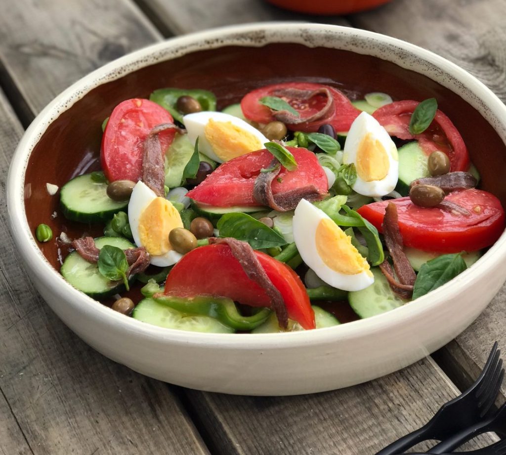 L’image actuelle n’a pas de texte alternatif. Le nom du fichier est : salade-niccca7oise-e1500371433871.jpg