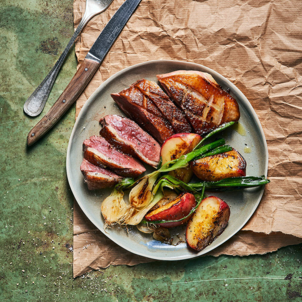 Ma recette du magret de canard et melon au barbecue - Laurent Mariotte