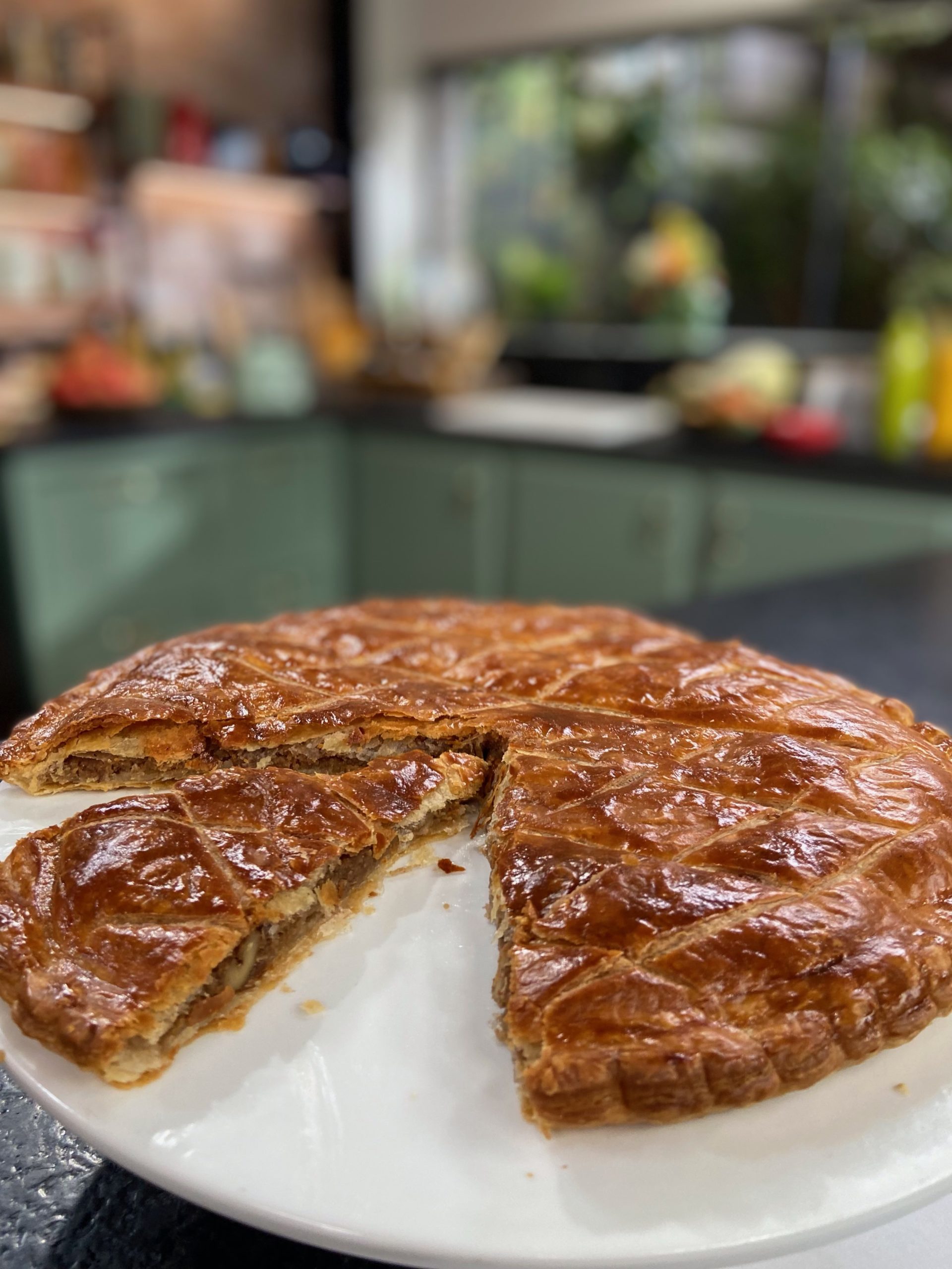 Cette recette pour faire une galette des rois maison express et