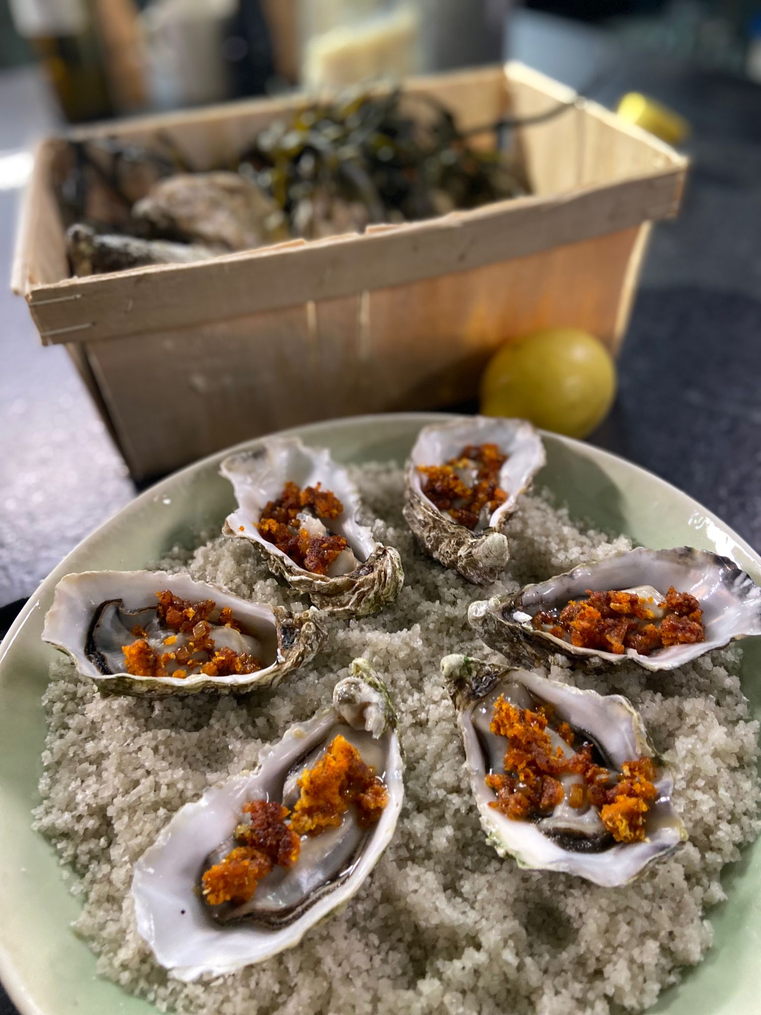 Huîtres fraîches et gaspacho de tomate au Tabasco facile