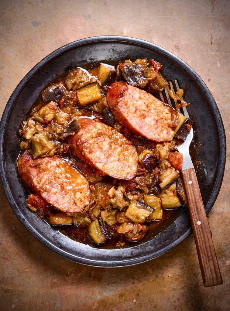 L’image actuelle n’a pas de texte alternatif. Le nom du fichier est : riste-aubergine-morteau.jpeg